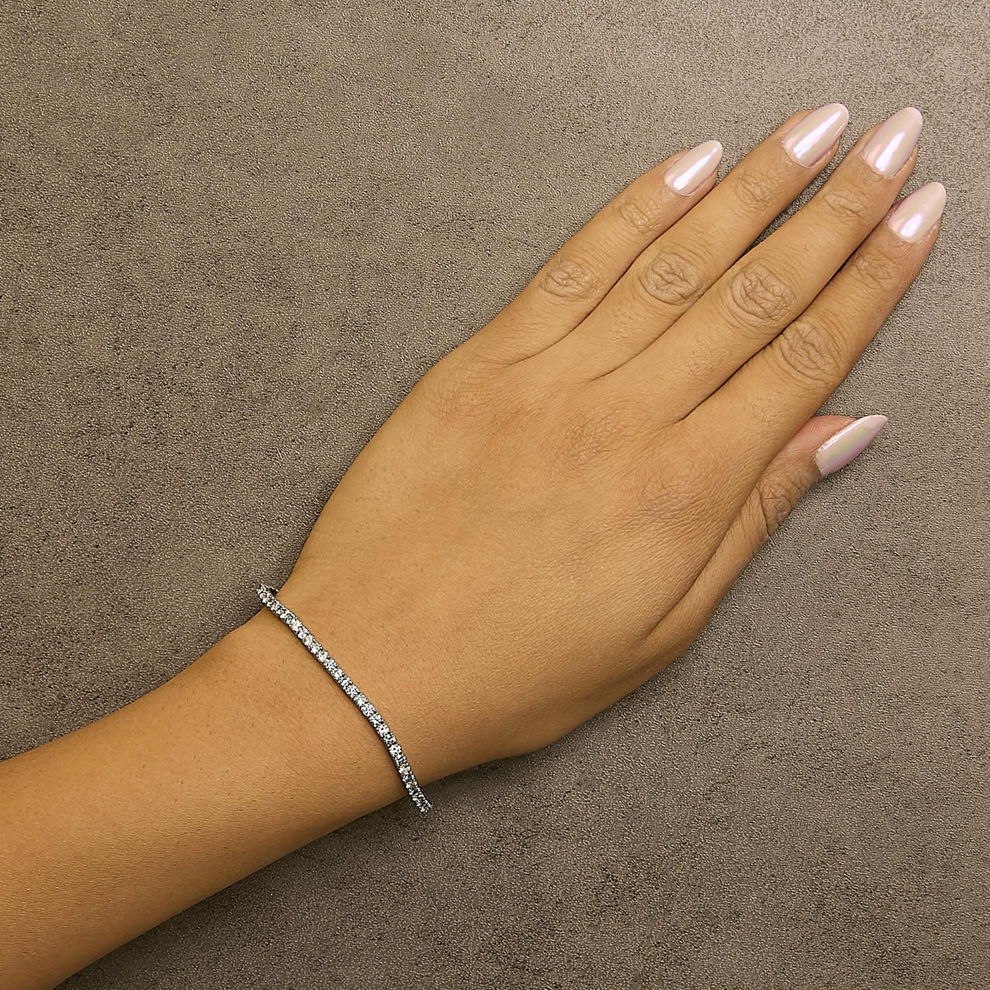 14K White Gold 4.0 Cttw Alternating White and Blue Lab Grown Diamond Tennis Bracelet - 7" inches